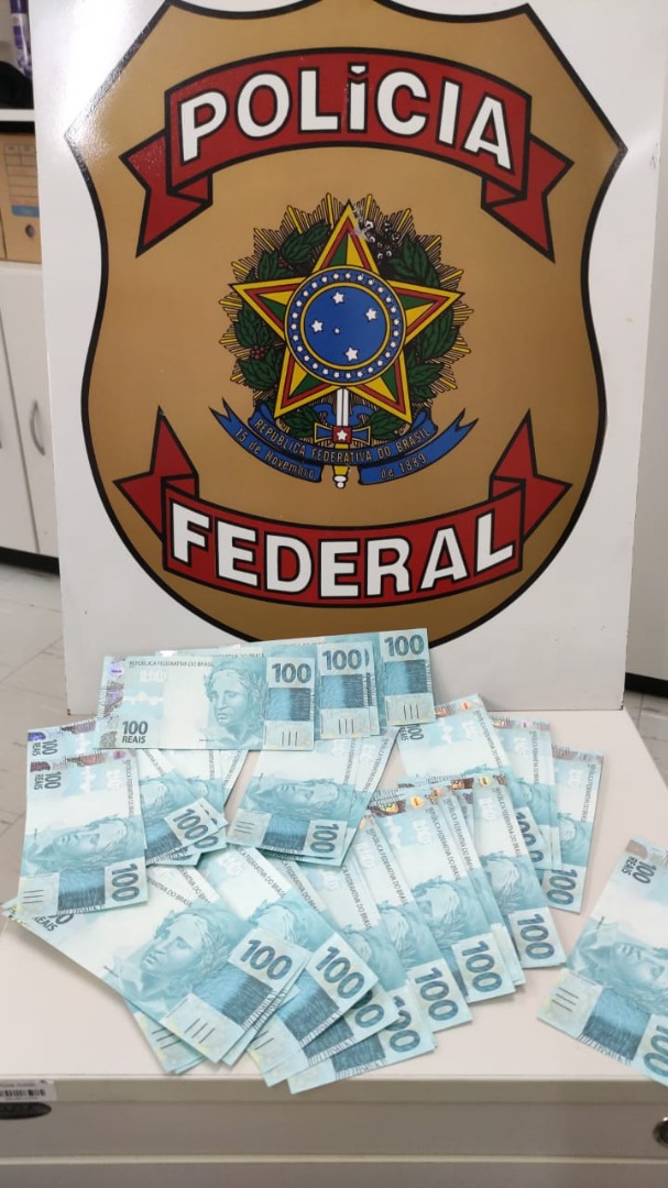 Pf Apreende R Mil Em C Dulas Falsas Em Santa Maria Rs Pol Cia Federal