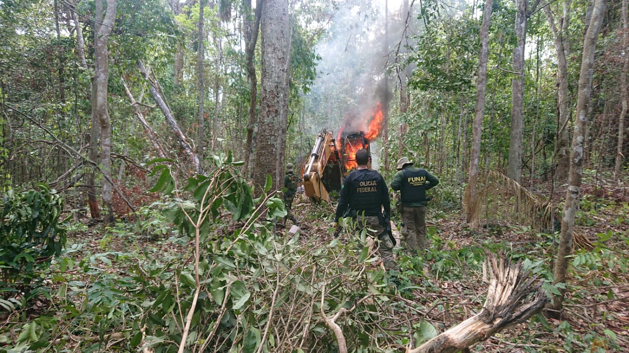 PF em ação conjunta IBAMA e apoio da FUNAI combate garimpos