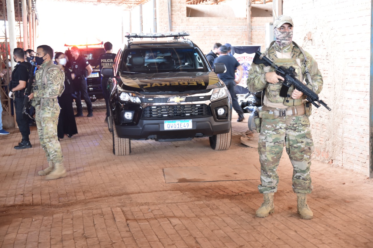 Polícia Federal incinera aproximadamente 400 kg de drogas no Acre