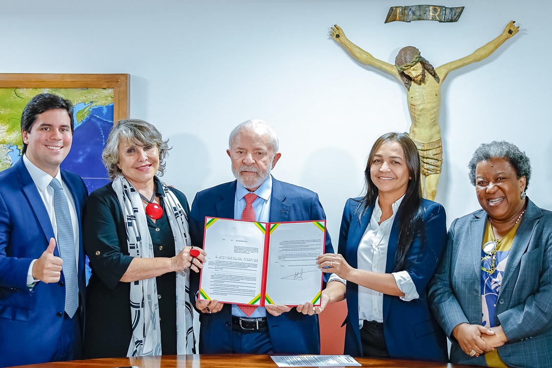 Presidente sanciona lei que amplia proteção de crianças e adolescentes