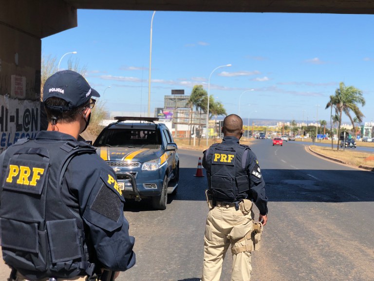 PRF divulga balanço da Operação Natal no DF Polícia Rodoviária Federal