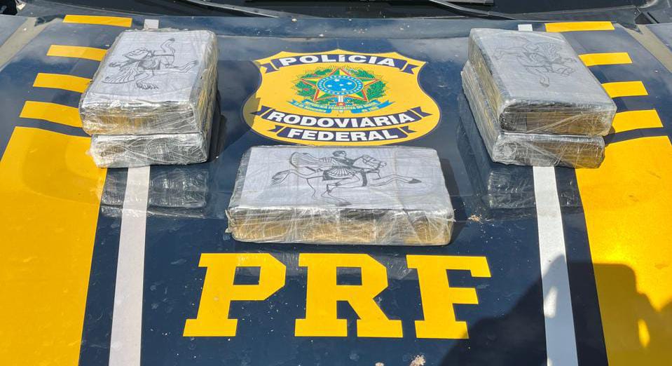 PRF apreende cocaína em Belém de São Francisco Polícia Rodoviária Federal