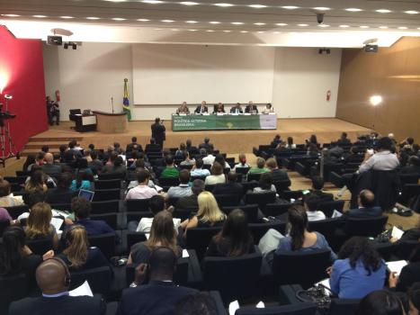 A cooperação internacional é motivo de debate no Seminário de Política Externa.JPEG