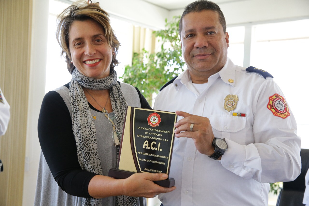 ABC coordena projeto de cooperação técnica com bombeiros de Antioquia na Colômbia 1.JPEG