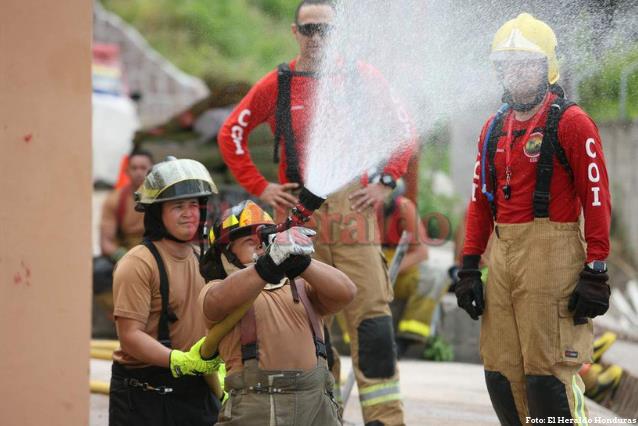 Bombeiros brasileiros capacitam profissionais de Honduras em combate à incêndios urbanos 1.JPEG