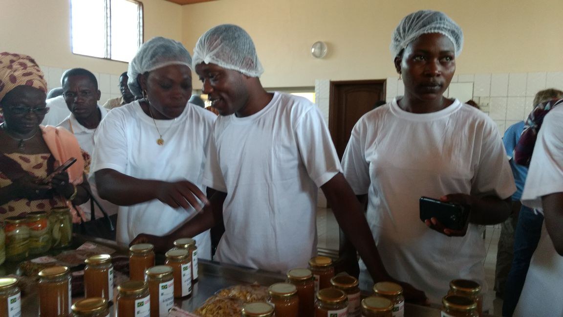 Brasil capacita docentes em Agroecologia e Cooperativismo no Benim.JPEG