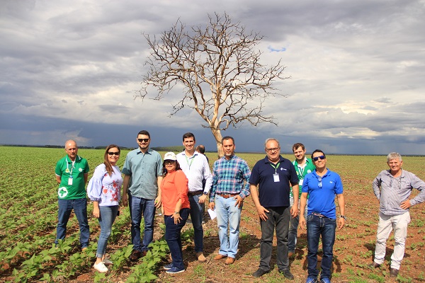 Brasil e El Salvador cooperam no setor agrícola.JPEG