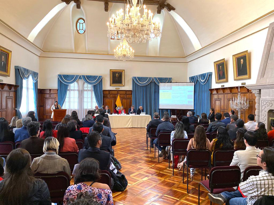 Brasil participa de Feira de Cooperação no Equador 5.JPEG