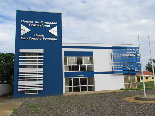 Centro de Formação Profissional Brasil - São Tomé e Príncipe será inaugurado hoje.JPEG