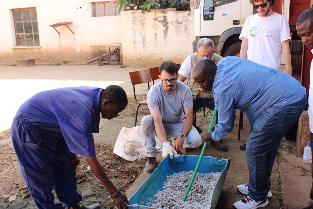 Cooperação Brasil-África  Conservação de solo e água é tema de capacitação no Burundi 2.jpeg