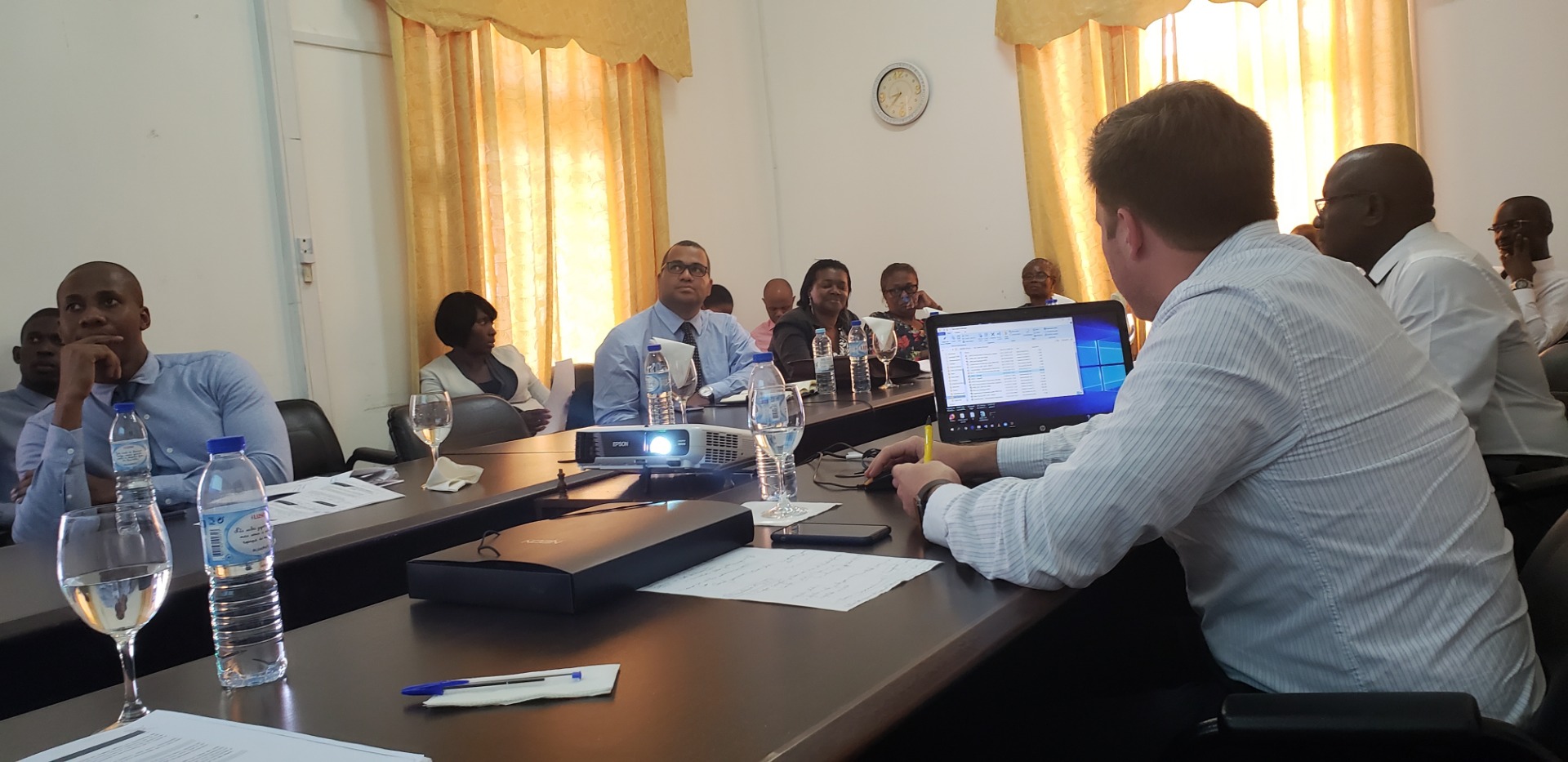 Cooperação Brasil - São Tomé e Príncipe Fortalecimento dos Bancos Centrais é tema de projeto.JPEG