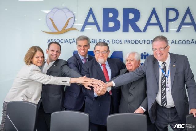 Cooperação técnica contribuirá para efetividade e transparência no registro de agrotóxicos na AL e Caribe.JPEG