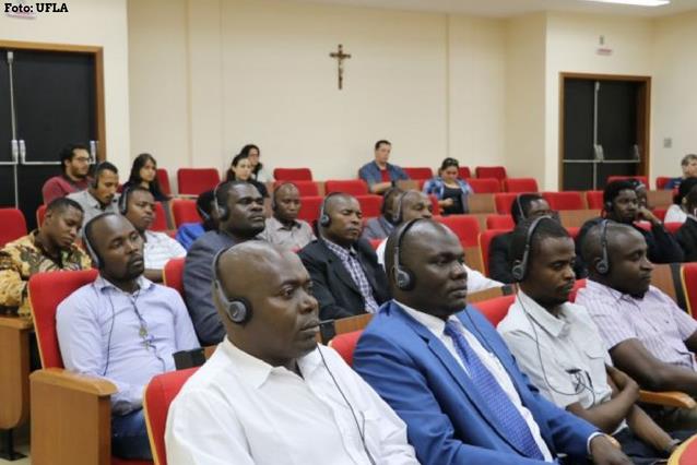 Curso para agricultores africanos é encerrado em Lavras 3.JPEG