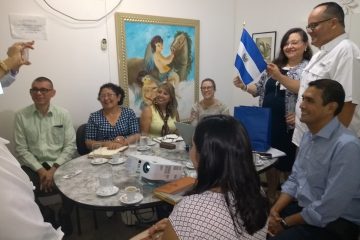 Delegação de El Salvador visita Centro de Referência em Diabetes na Bahia.JPEG