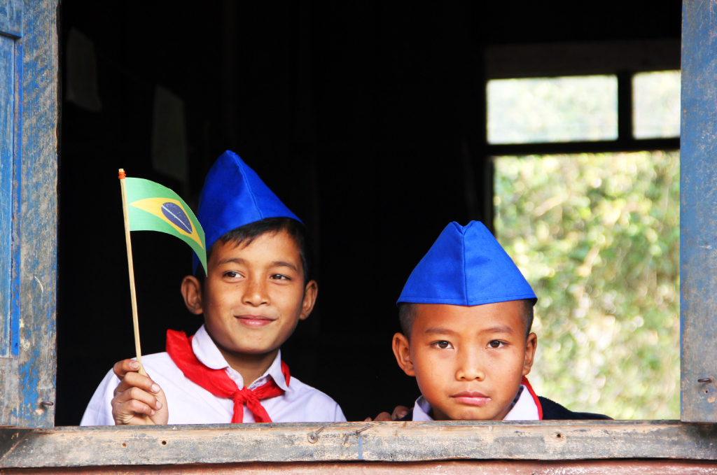 Laos e Brasil discutem cooperação em alimentação escolar 2.JPEG