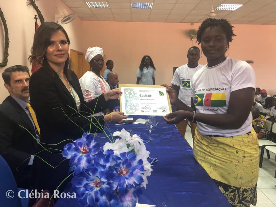 Mais 258 jovens guineenses são formados em projeto de cooperação com o Brasil 5.JPEG