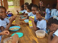 Países de língua portuguesa promovem evento sobre alimentação escolar em São Tomé e Príncipe