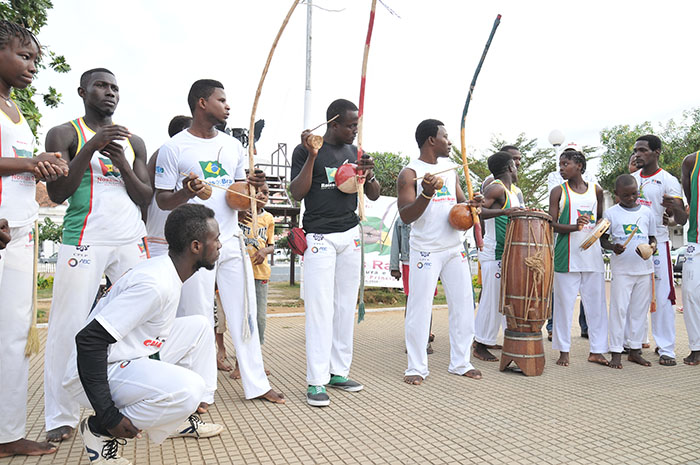 Projeto Capoeira Formação em Esporte e Cidadania 2.JPEG