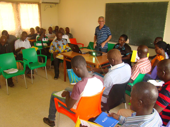 Seminário sobre gestão de matrizes, ovos, larvas e alevinos de tilápia, realizado em Bouaké, Costa do Marfim 6.JPEG