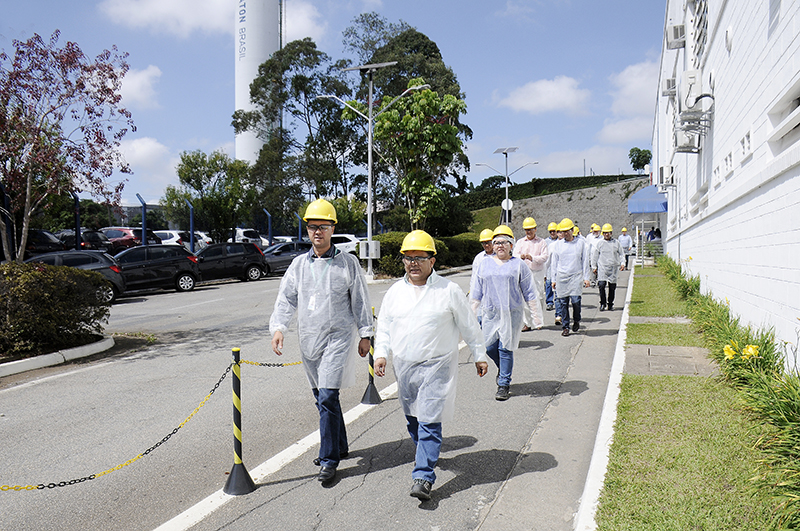 Técnicos bolivianos visitam empresas do setor energético em São Paulo 8.JPEG