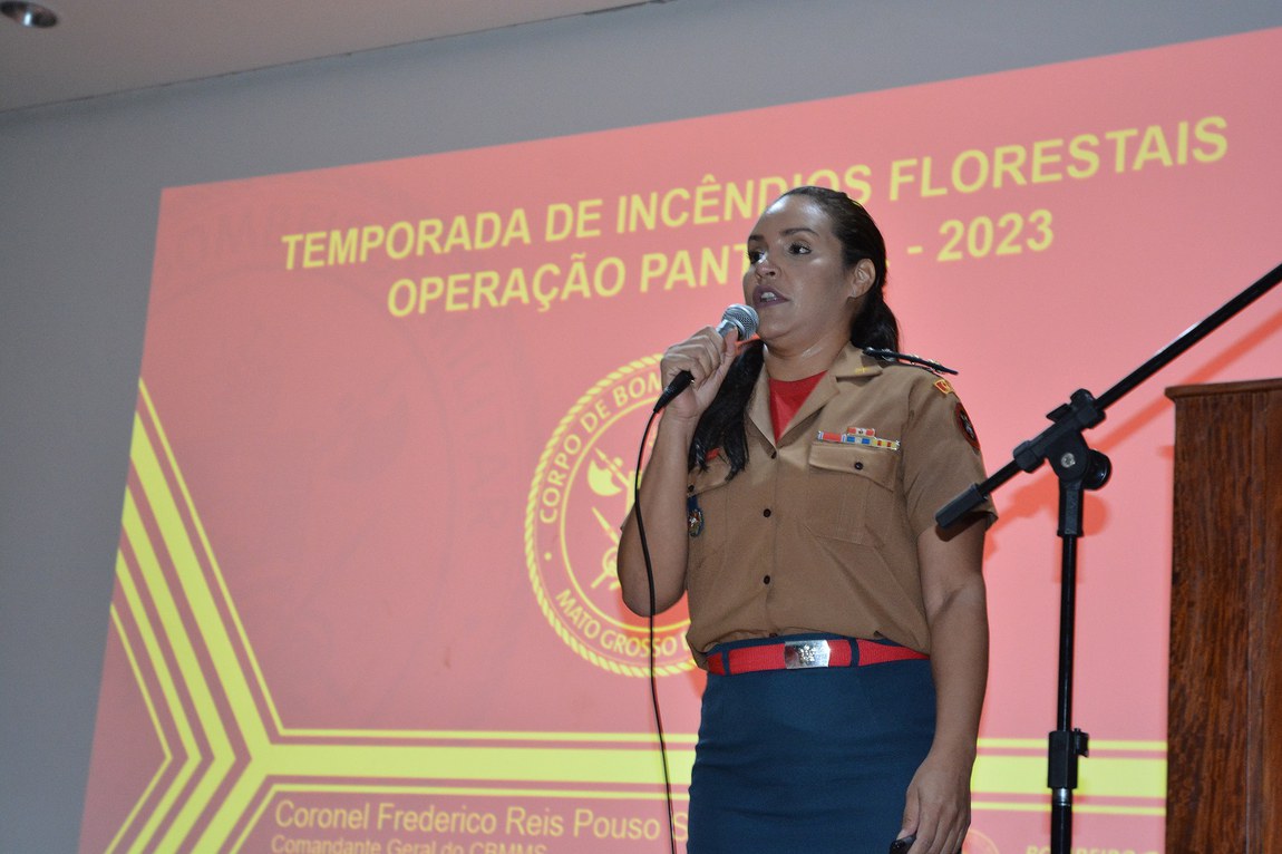 Tenente-coronel Tatiane Dias, do Corpo de Bombeiros do MS