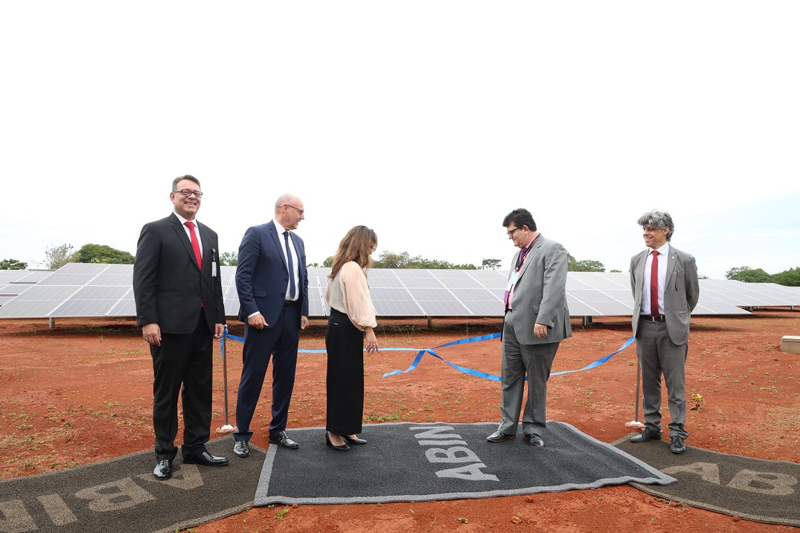 Usinas fotovoltaicas são entregues para tornar a sede da ABIN autossuficiente em energia