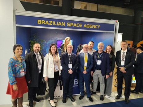 Agência Espacial Brasileira participa do 75º Congresso Internacional de Astronáutica em Milão