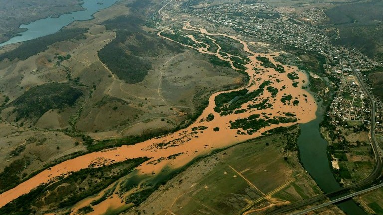 Mineradora responsável pela tragédia de Mariana (MG) terá de repassar valores à União como parte das obrigações assumidas no Novo Acordo da Bacia do Rio Doce