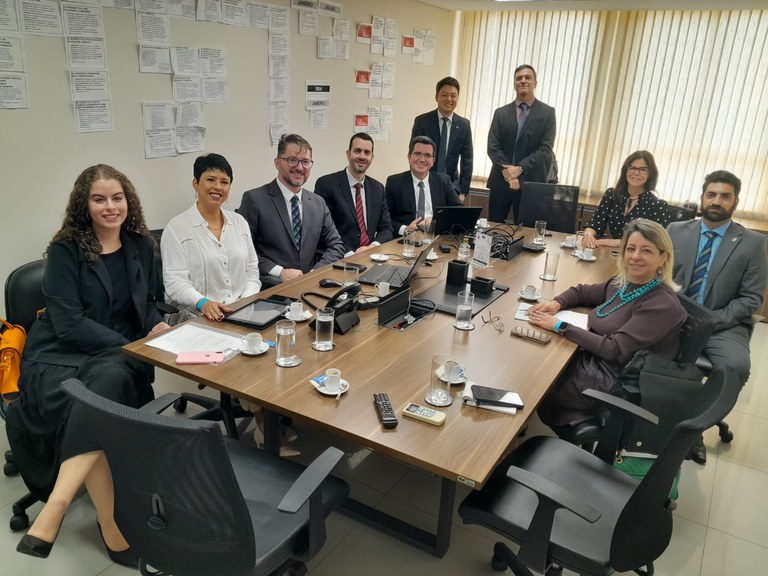 Equipes da PRF3 e da OAB SP que atuaram no mutirão.jpeg