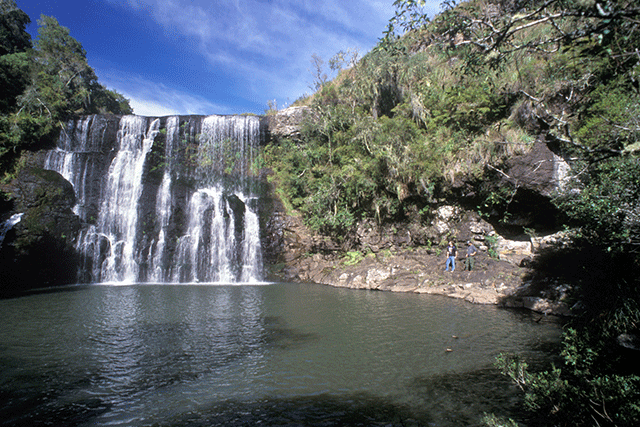 Cachoeira próxima ao cânion do Itaimbezinho (RS) - Zig Koch / Banco de Imagens ANA