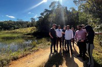 Equipe da ANA visita projetos do Produtor de Água na região da Serra da Canastra (MG)