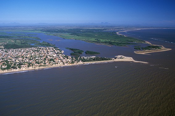 Foz do rio Paraíba do Sul (RJ)