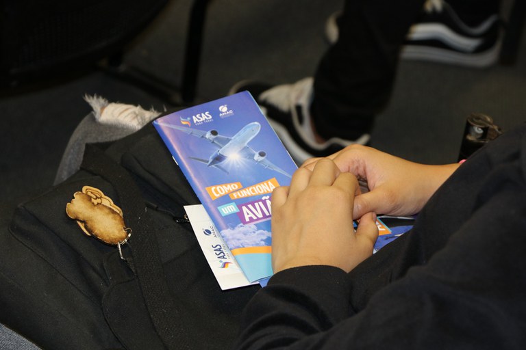 Estudantes vivenciam experiência no Aeroporto de Congonhas (SP)