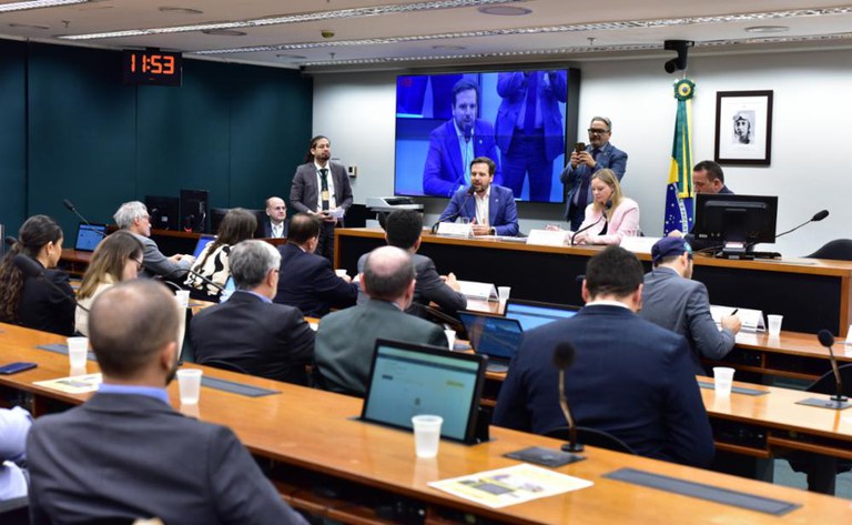 Carlos Baigorri durante seminário na Câmara dos Deputados (foto de Zeca Ribeiro - Câmara dos Deputados)