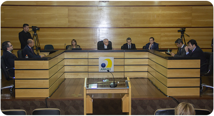 Foto da reunião do Conselho Diretor da Anatel