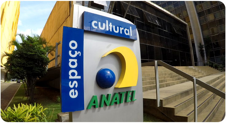 Foto da entrada da Anatel