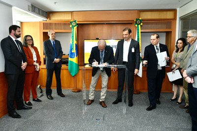 08/12/2022 - Assinatura dos contratos de blocos arrematados no 3º Ciclo da Oferta Permanente de Concessão (OPC)