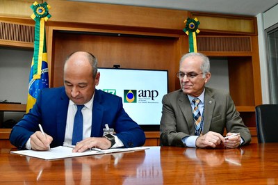 Assinatura dos contratos da 17ª Rodada