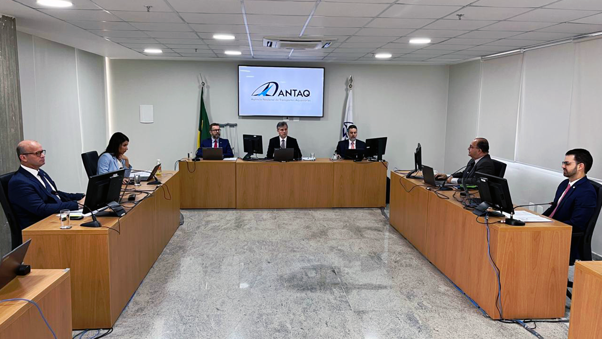 Ambas as agendas são de suma importância para o desenvolvimento da regulação aquaviária