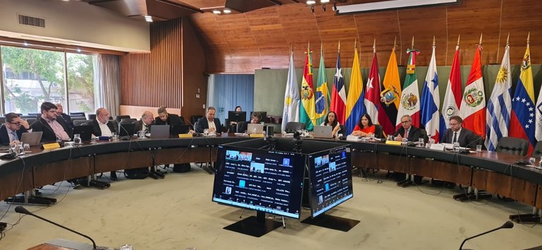 ANTT representa Brasil em reunião sobre transporte terrestre internacional no Uruguai