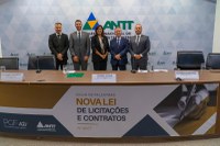 Ministro Antônio Anastasia participa de conferência na ANTT