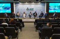 Seminário discute "Panorama Atual do Transporte Multimodal no Brasil"