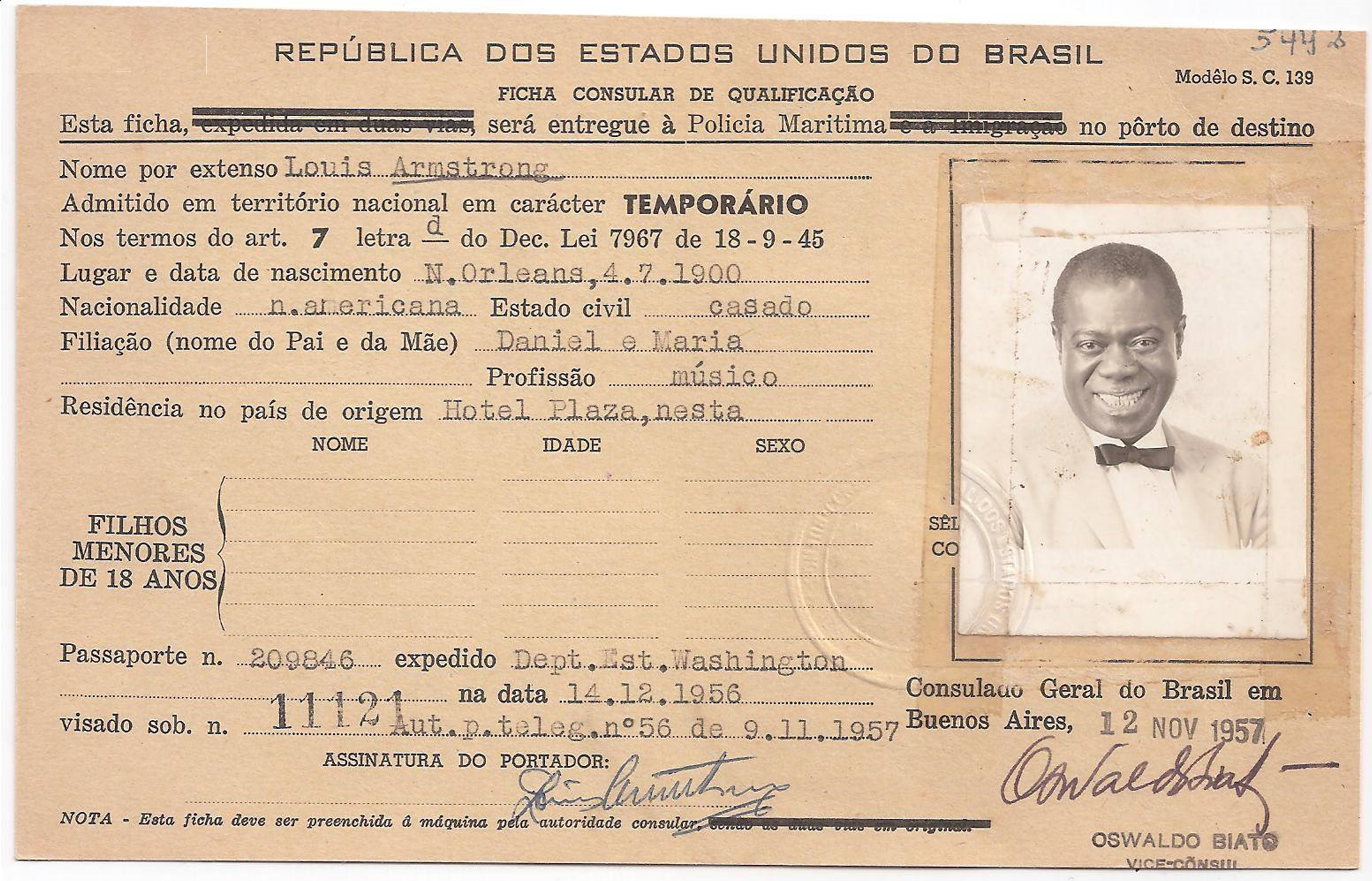 Ficha-Consular-de-Louis-Armstrong-2.jpg