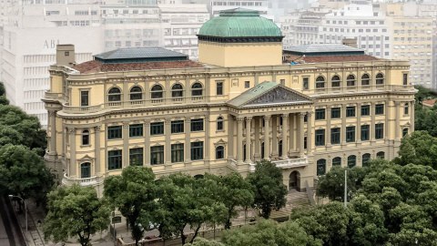 cobertura-6233-biblioteca-nacional-suspende-funcionamento.jpg