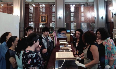 cobertura-6051-biblioteca-nacional-recebe-alunos-ufmg.jpg