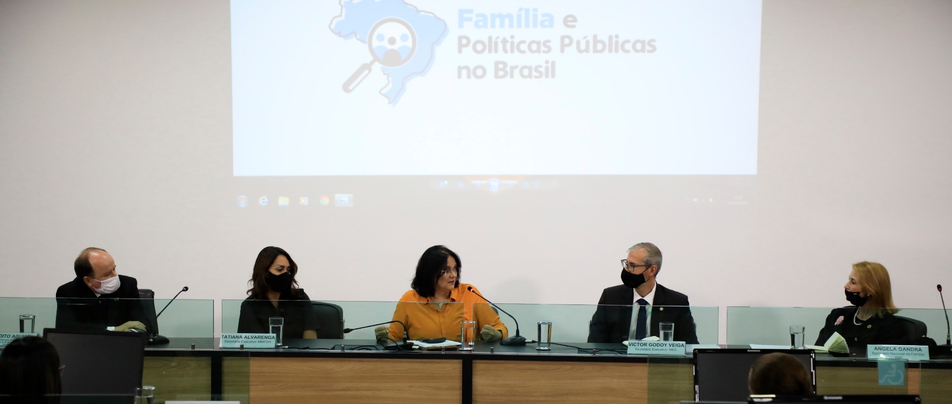 FAMÍLIA EM FOCO