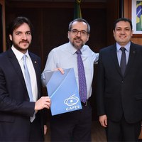 CAPES e MEC articulam mais recursos para a educação básica