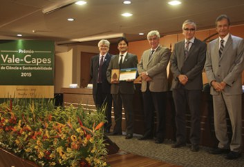 29092016-banner-destaque-premio-vale-capes.jpg