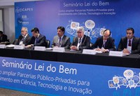 Estreitar laços entre academia e setor produtivo é essencial à inserção da inovação nas políticas públicas de C&T