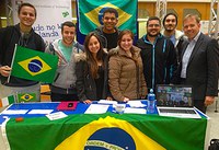 Estudantes do Ciência sem Fronteiras participam de feira na Irlanda